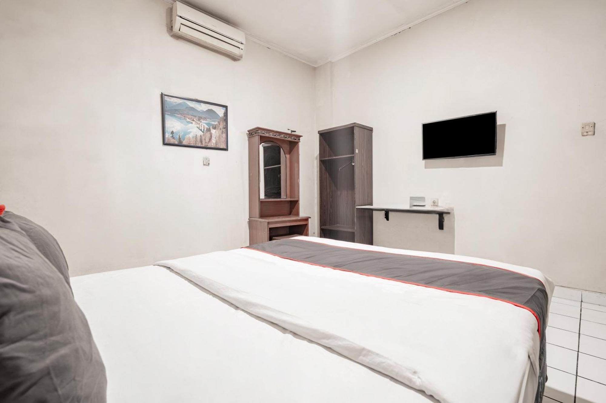 Collection O Hotel Sanira Bandung Exterior foto